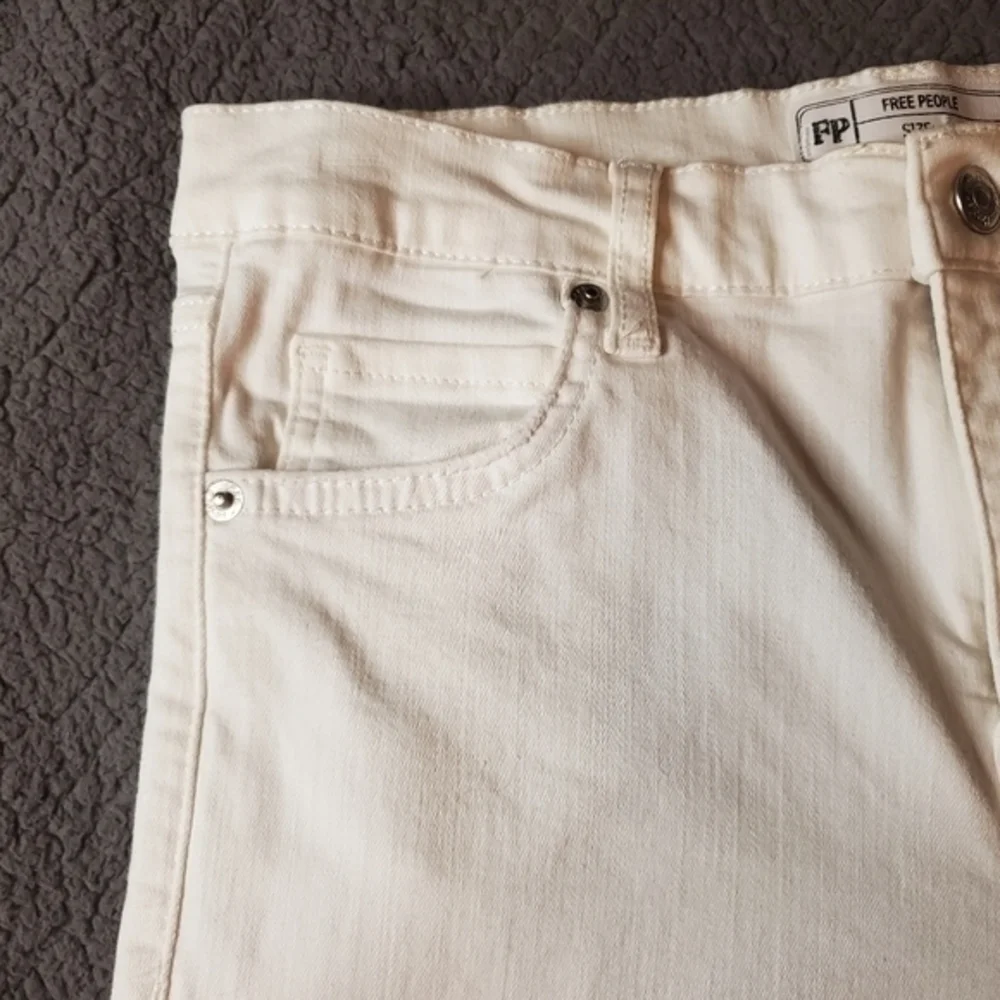 Free People Off White High Rise Raw Hem Jeans